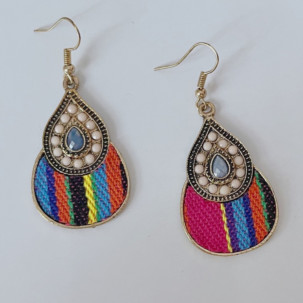 Bohemian crochet earrings jewel dangle boho chic knit gold pink gypsy artsy